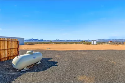 429 S Lochiel Road, Golden Valley, AZ 86413 - Photo 49