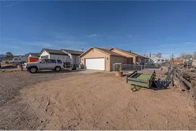 3147 E Thompson Avenue, Kingman, AZ 86409 - Photo 1