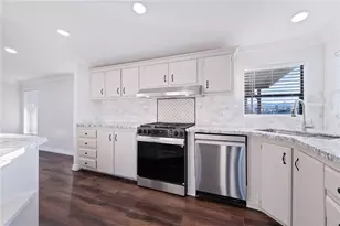 665 Holly St, Bullhead City, AZ 86442 - Photo 17