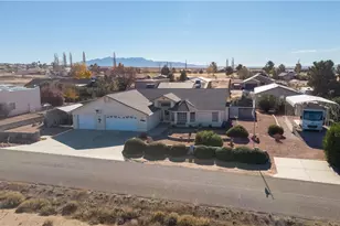 7870 E Pebble Dr, Kingman, AZ 86401 - Photo 9