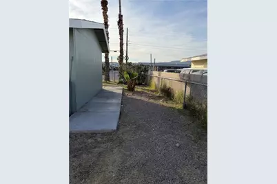 1001 Holly Street, Bullhead City, AZ 86442 - Photo 29