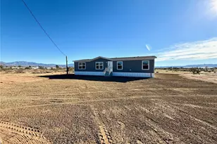 5614 W Newgard Dr, Golden Valley, AZ 86413 - Photo 5