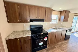 5614 W Newgard Dr, Golden Valley, AZ 86413 - Photo 13