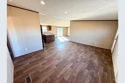 5614 W Newgard Dr., Golden Valley, AZ 86413 - Photo 9