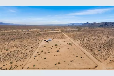 8248 N Teddy Roosevelt Road, Golden Valley, AZ 86413 - Photo 35