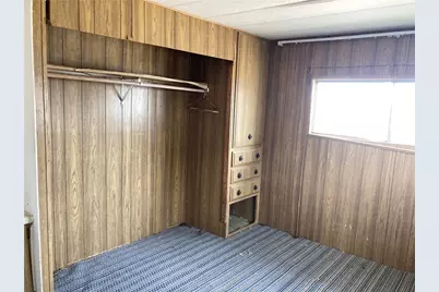 6112 Gladys Dr, Golden Valley, AZ 86413 - Photo 17