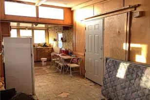 6112 Gladys Dr, Golden Valley, AZ 86413 - Photo 7