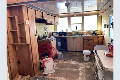 6112 Gladys Dr, Golden Valley, AZ 86413 - Photo 9