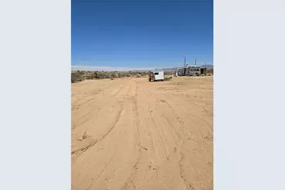 6112 W Gladys Drive, Golden Valley, AZ 86413 - Photo 5