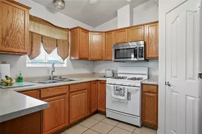 3674 Heather Avenue, Kingman, AZ 86401 - Photo 11