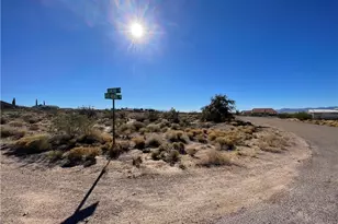 6944 Concho Ln, Kingman, AZ 86401 - Photo 1