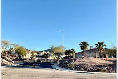 2920 Desert Vista Drive, Bullhead City, AZ 86429 - Photo 9