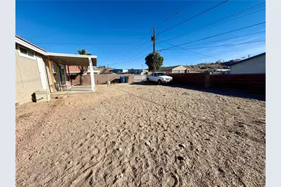 1660 Kyle Avenue, Bullhead City, AZ 86442 - Photo 21