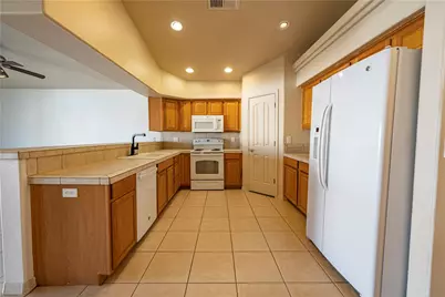 2739 Ross Avenue, Kingman, AZ 86401 - Photo 9