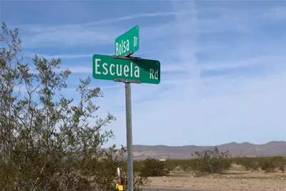 1598 S Escuela Road, Golden Valley, AZ 86413 - Photo 43