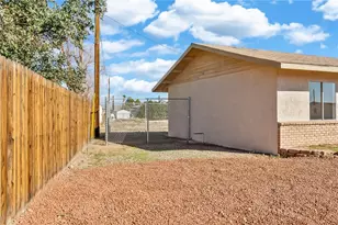 10079 S Driftwood Circle, Mohave Valley, AZ 86440 - Photo 5