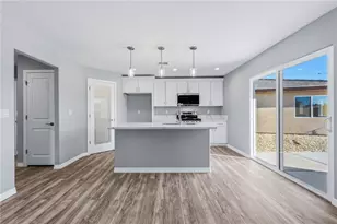 1806 Rollando Dr, Bullhead City, AZ 86442 - Photo 17