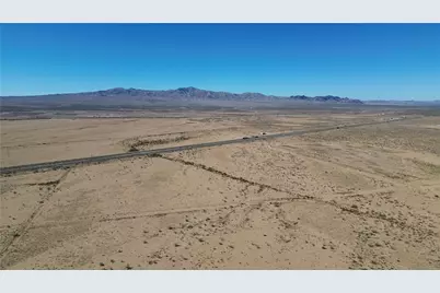 326-03-039 Bee Drive, Dolan Springs, AZ 86441 - Photo 3