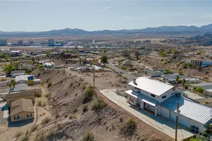 3194 Sycamore Ave, Bullhead City, AZ 86429 - Photo 23