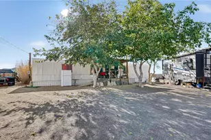 582 S Hunt Rd, Golden Valley, AZ 86413 - Photo 5