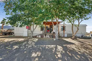 582 S Hunt Rd, Golden Valley, AZ 86413 - Photo 1