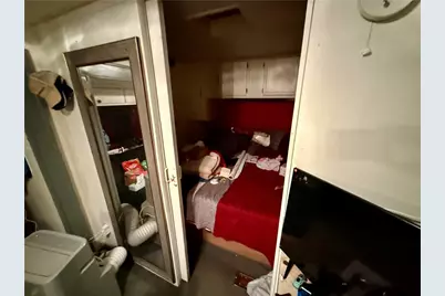 15571 N Edgemont Road, Dolan Springs, AZ 86441 - Photo 9