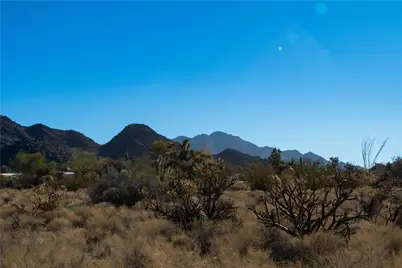 Lot 141 E Navajo Drive, Yucca, AZ 86438 - Photo 11