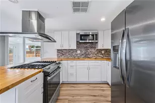 973 Swan Dr, Bullhead City, AZ 86442 - Photo 9