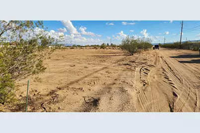 3792 Horse Mesa Road, Golden Valley, AZ 86413 - Photo 3