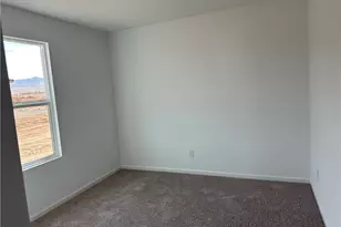 7148 E Bell Butte Dr, Kingman, AZ 86401 - Photo 7