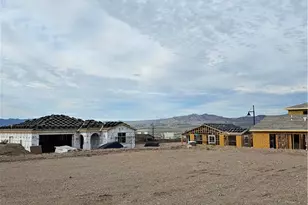 2787 Blueridge Ct, Bullhead City, AZ 86429 - Photo 7