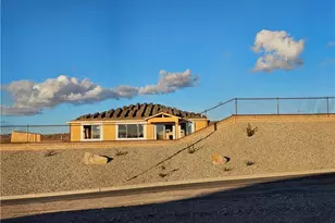 2782 Blueridge Ct, Bullhead City, AZ 86429 - Photo 3