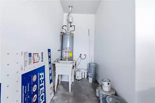 2840 Esmerelda Dr, Bullhead City, AZ 86429 - Photo 39