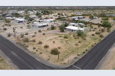 25460 Ochoco Way, Bouse, AZ 85325 - Photo 33