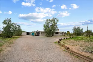 25460 Ochoco Way, Bouse, AZ 85325 - Photo 45