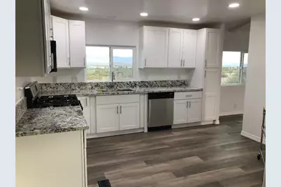 1597 S Eden Road, Golden Valley, AZ 86413 - Photo 9