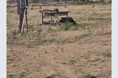 6070 W Gladys Drive, Golden Valley, AZ 86413 - Photo 3