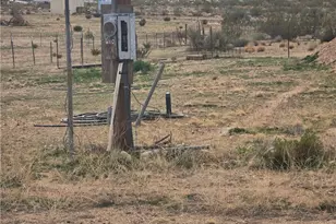 6070 W Gladys Dr, Golden Valley, AZ 86413 - Photo 1