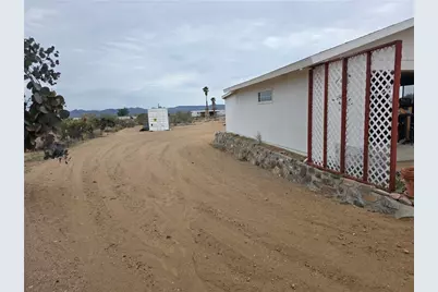 3325 N Bacobi Road, Golden Valley, AZ 86413 - Photo 15