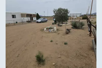 3325 N Bacobi Road, Golden Valley, AZ 86413 - Photo 3