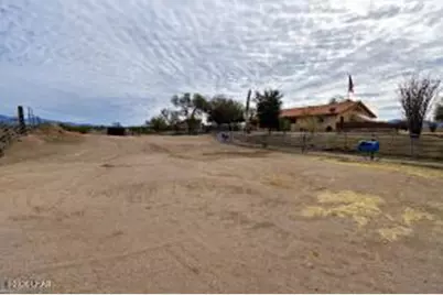 16722 S Lawton Road, Yucca, AZ 86438 - Photo 23