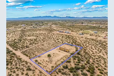 3649 N Araby Road, Golden Valley, AZ 86413 - Photo 5