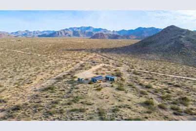 12241 S Robles Road, Yucca, AZ 86438 - Photo 37