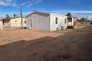 3678 E Canary Ln, Kingman, AZ 86409 - Photo 21