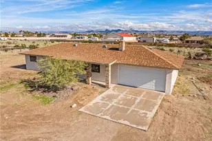 5330 S Calle Del Media, Fort Mohave, AZ 86426 - Photo 9