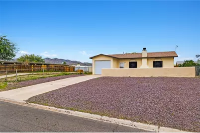 863 Church St Street, Bullhead City, AZ 86442 - Photo 3