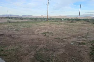 1069 S Teddy Roosevelt Rd, Golden Valley, AZ 86413 - Photo 19