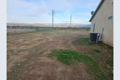 1069 S Teddy Roosevelt Rd, Golden Valley, AZ 86413 - Photo 23