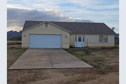 1069 S Teddy Roosevelt Rd, Golden Valley, AZ 86413 - Photo 1
