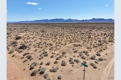 Tbd W Bolsa, Golden Valley, AZ 86413 - Photo 1